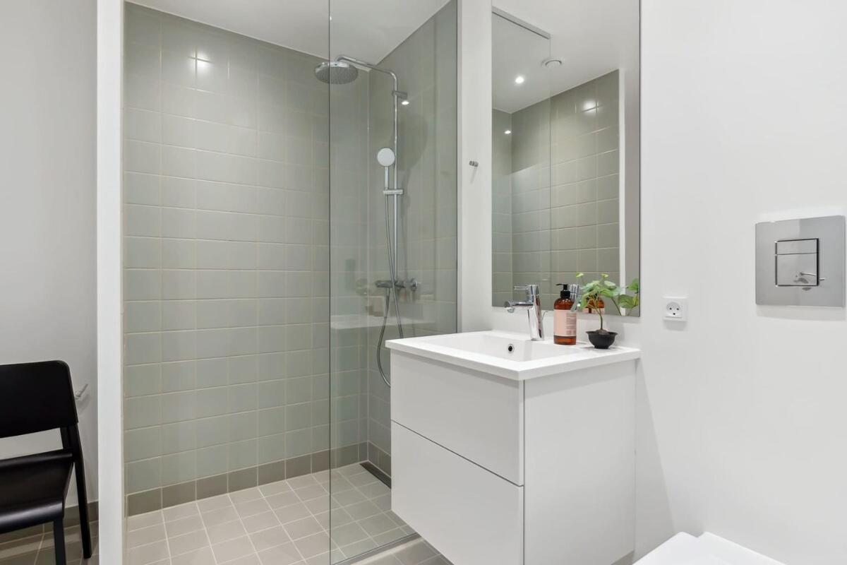 Exclusive In V With Balcony Apartment